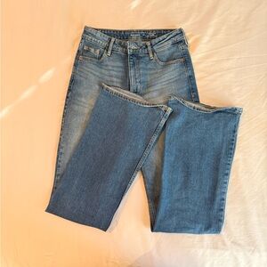 Old Navy Women's Straight Jeans in Light Blue NWOT